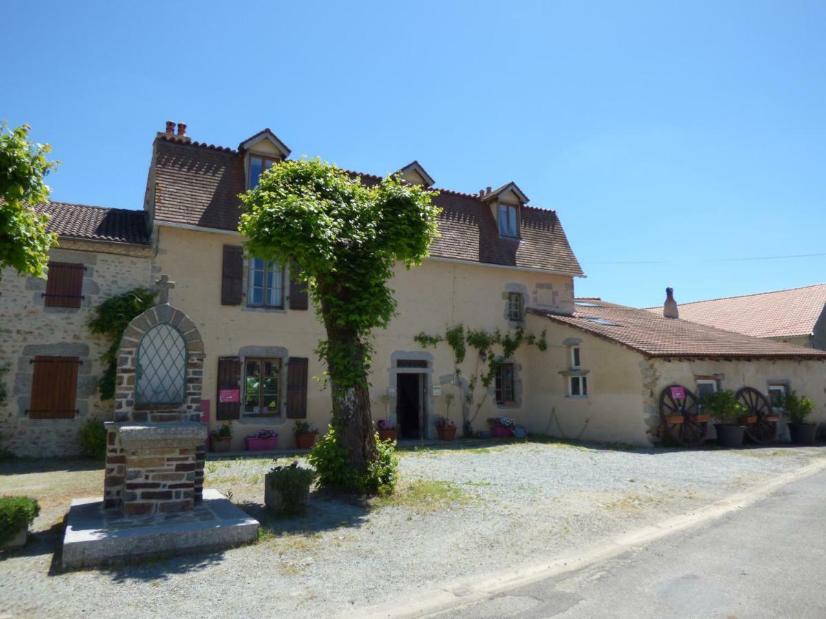 L'Ancien Presbytere Chambres D'Hote Ou Gite Le Dorat Exterior photo